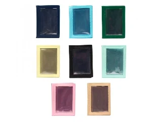 Ablakos bérlet-/vármegyebérlet tartó sötétszürke