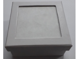 Fehér doboz 10x10cm ablakos
