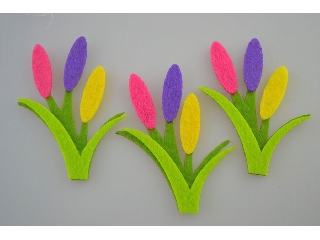 Filc figurák bimbozó tulipán 3db/csomag 6X7,5cm