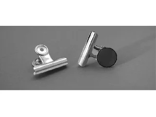 Iratcsipesz, 31 mm, mágneses