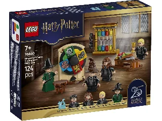 LEGO Harry Potter 76460 Roxfort kastély: a teszlek süveg kiválasztási ceremóniája