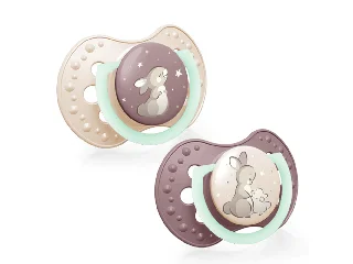 LOVI Világító szilikon dinamikus cumi NIGHT&DAY 0-6hó 2db lány