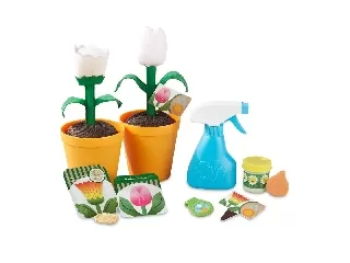 Melissa & Doug bébijáték, Puha virággondozó készlet