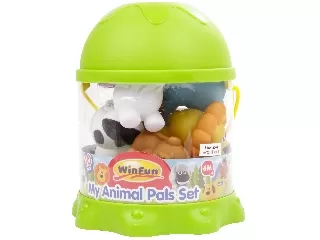 Műanyag állatok 10 darabos bébijáték készlet