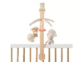 Nattou zenélõ-forgó plüss fa állvánnyal Mila, Zoe and Lana