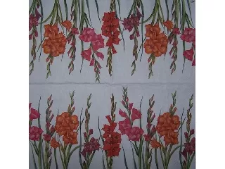 Szalvéta IHR 33x33 cm 20 db/cs 3 rétegű Kardvirágok