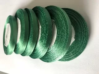 Szatén szalag 6 mm-es kb. 22 méter zöld
