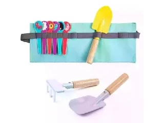 Szerszámöv kerti szerszámokkal