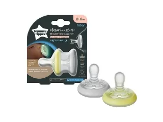 Tommee Tippee nyugtató cumi CTN Night anyamell formájú 0-6 hó 2db