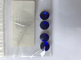 Üvegkristály parabola 10 mm-es 4 db/cs sötétkék